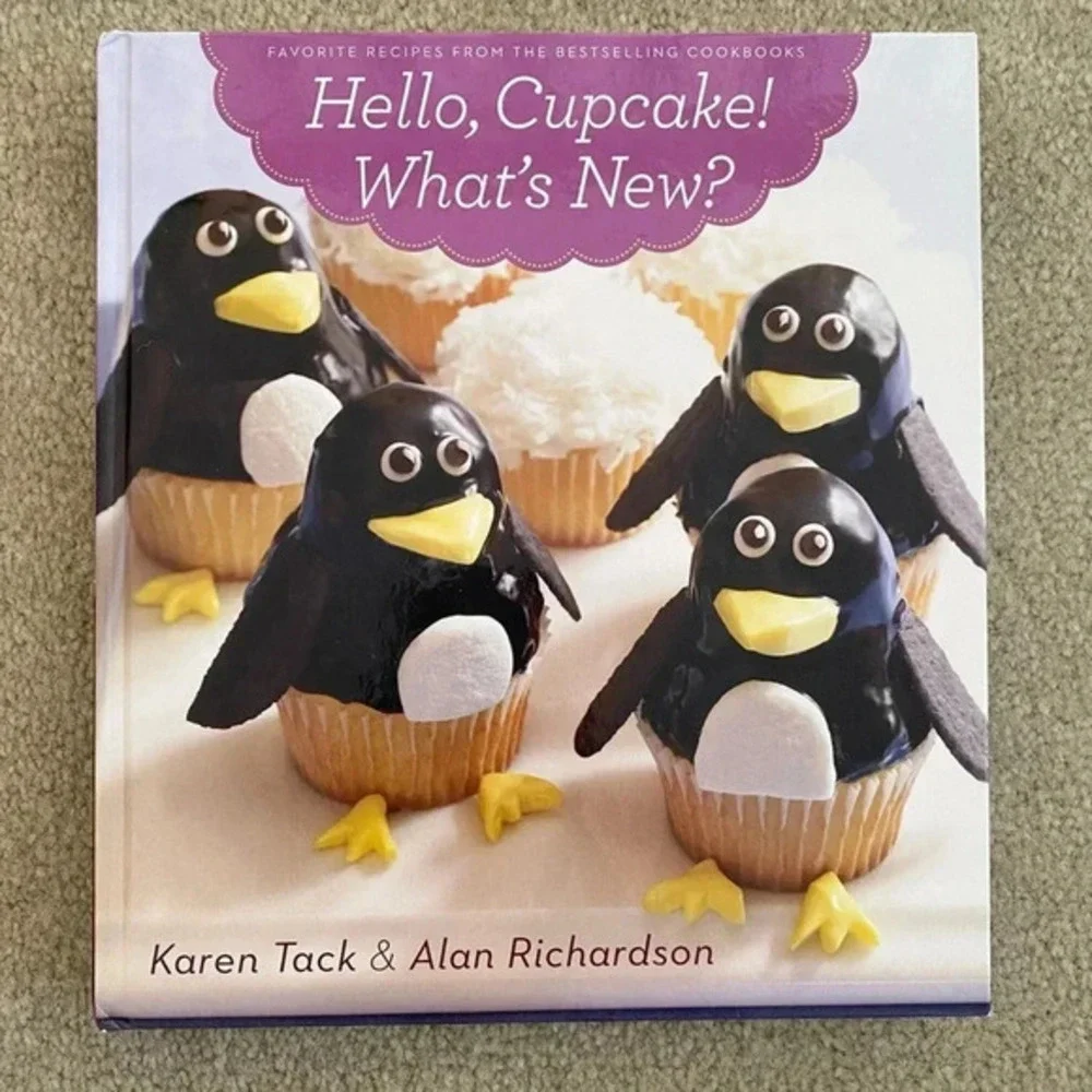 Williams Sonoma Cupcake Recipe & Decorating Book